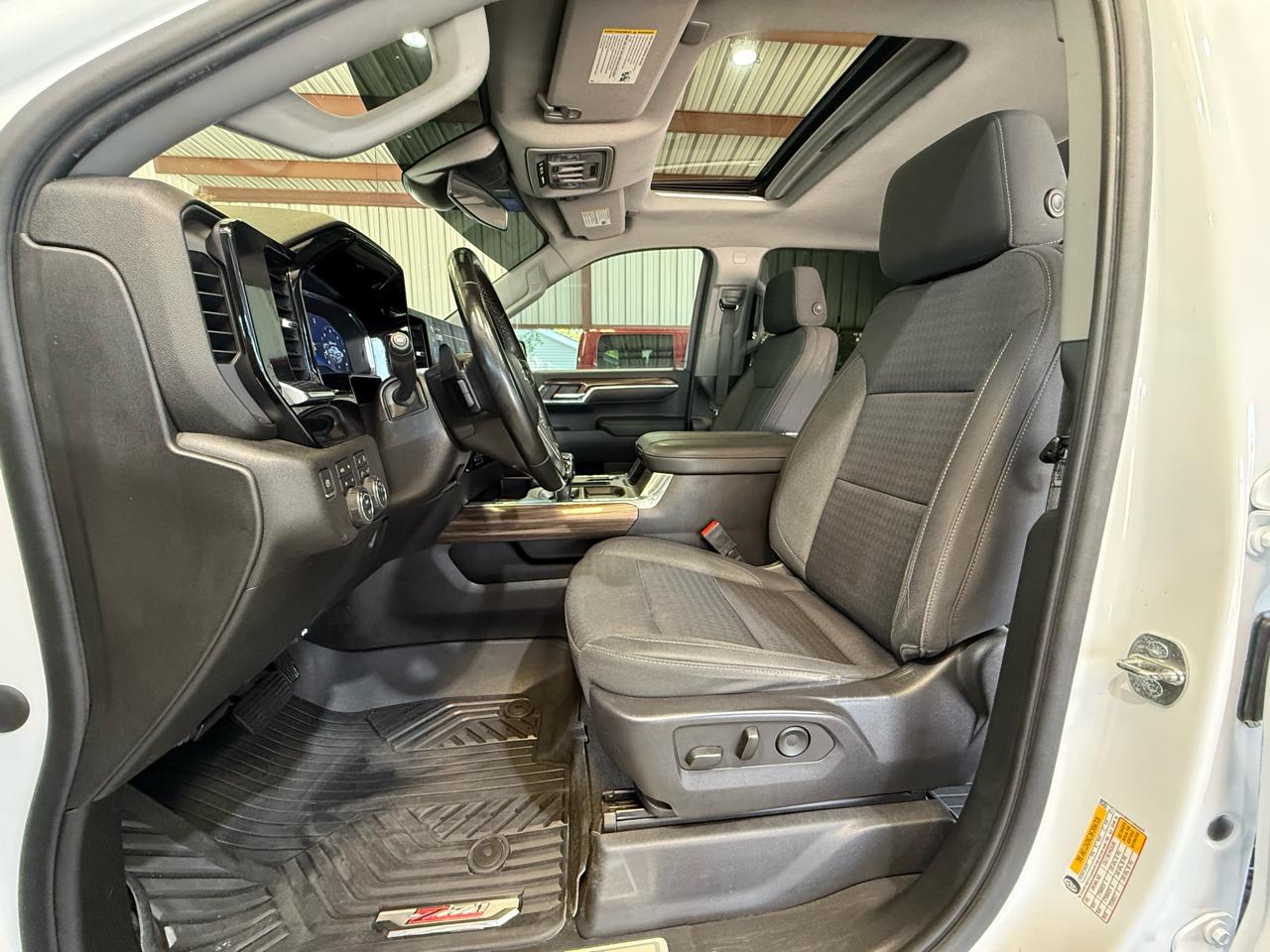 Chevrolet Silverado 1500 RST Crew Cab 4WD 2023