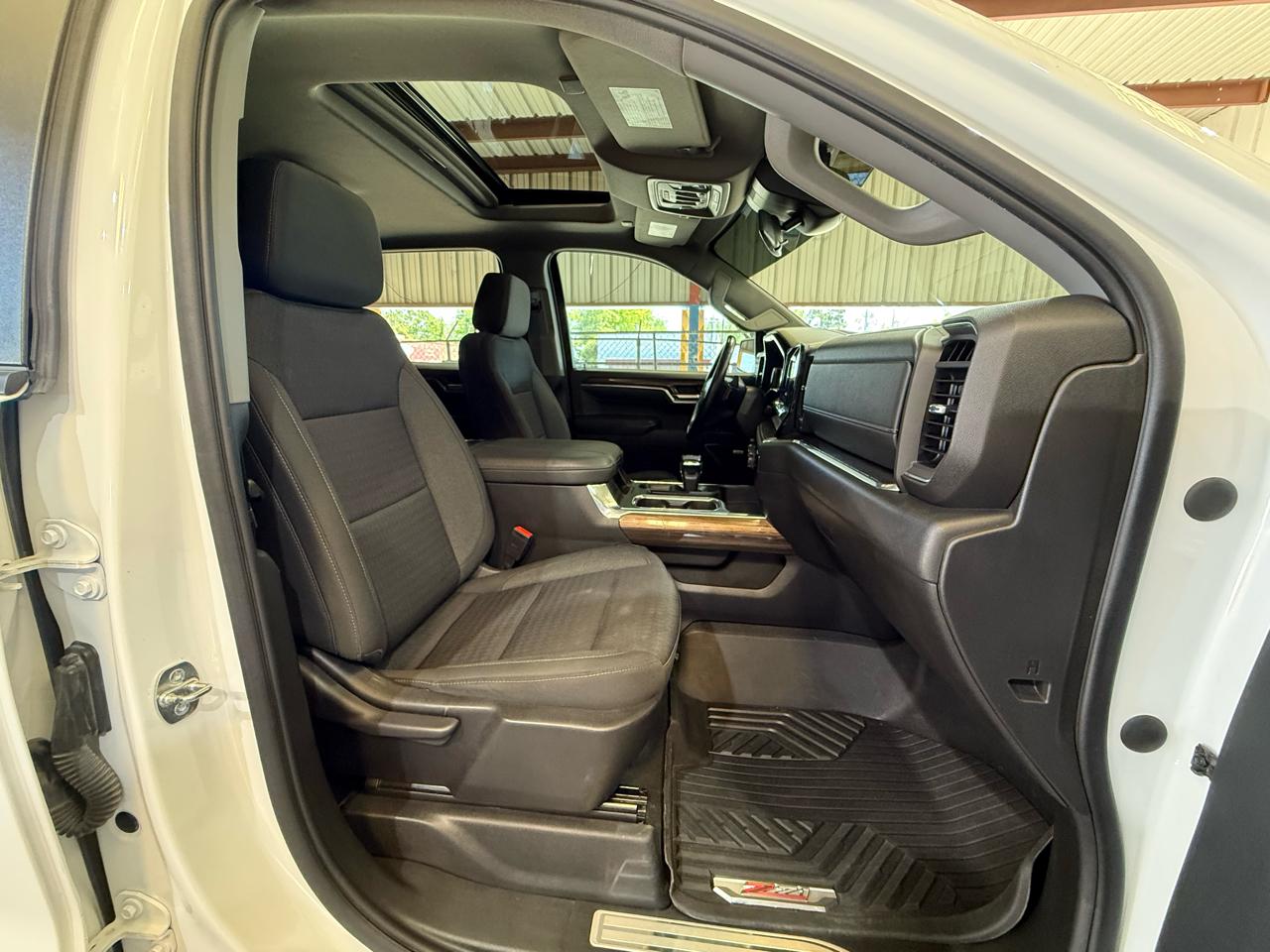 Chevrolet Silverado 1500 RST Crew Cab 4WD 2023