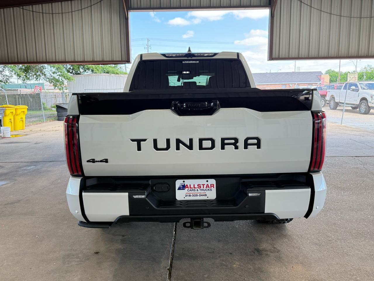 Toyota Tundra Platinum CrewMax 4WD 2024