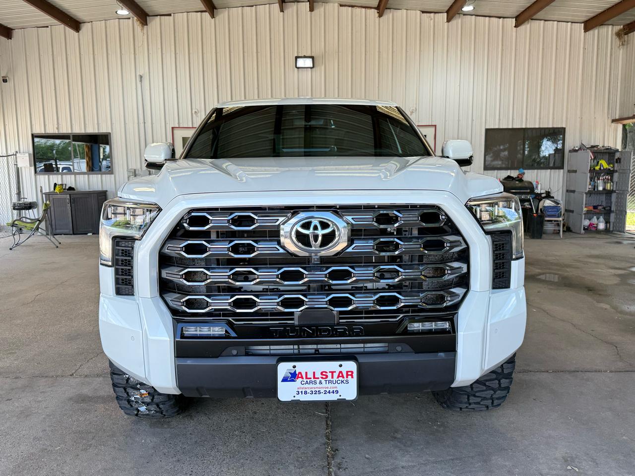 Toyota Tundra Platinum CrewMax 4WD 2024