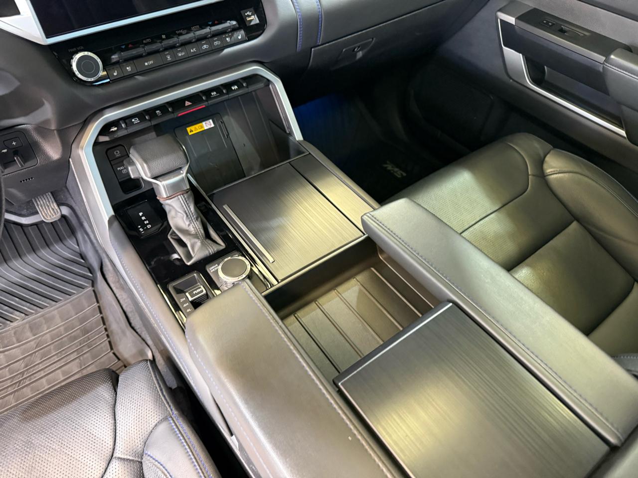 Toyota Tundra Platinum CrewMax 4WD 2024