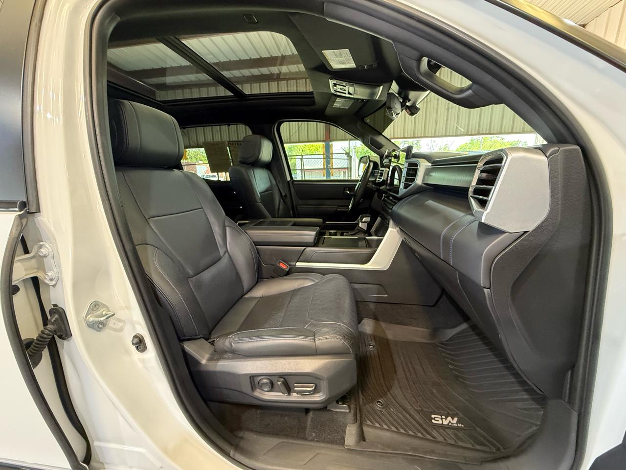 Toyota Tundra Platinum CrewMax 4WD 2024