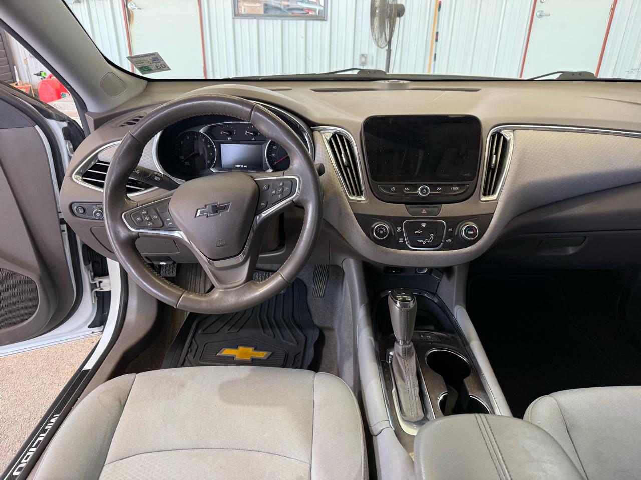 Chevrolet Malibu 1LT 2017