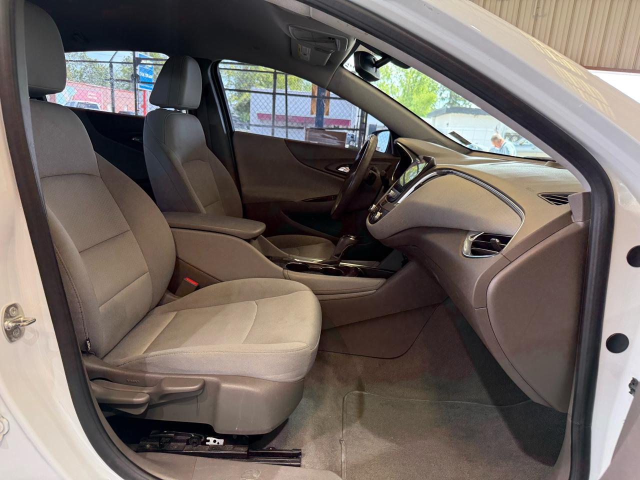 Chevrolet Malibu 1LT 2017