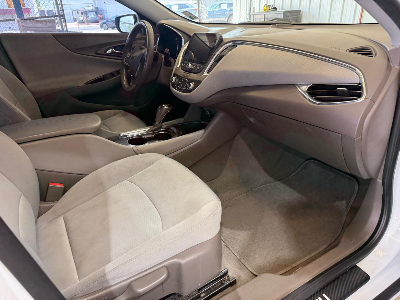 Chevrolet Malibu 1LT 2017