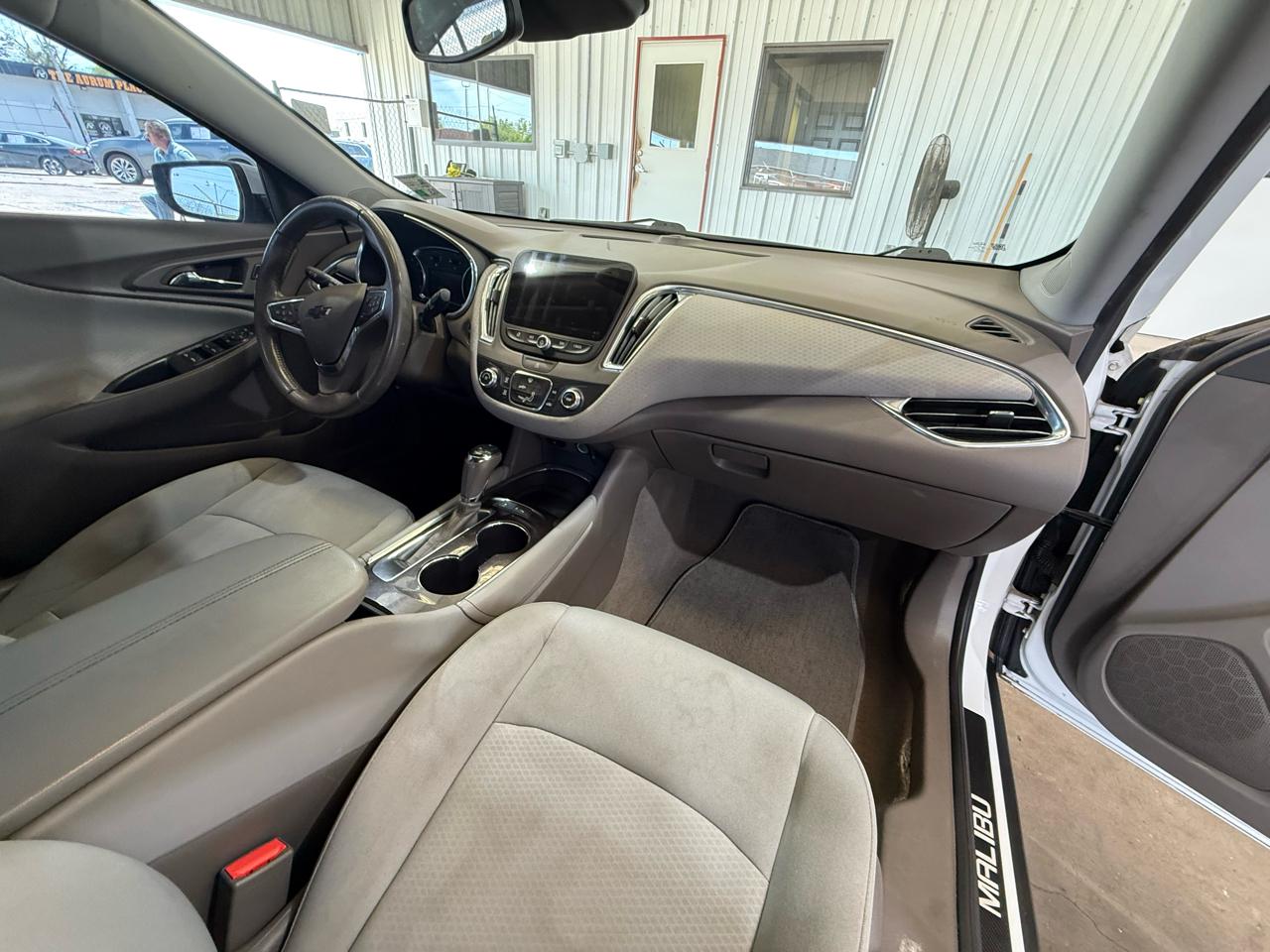 Chevrolet Malibu 1LT 2017