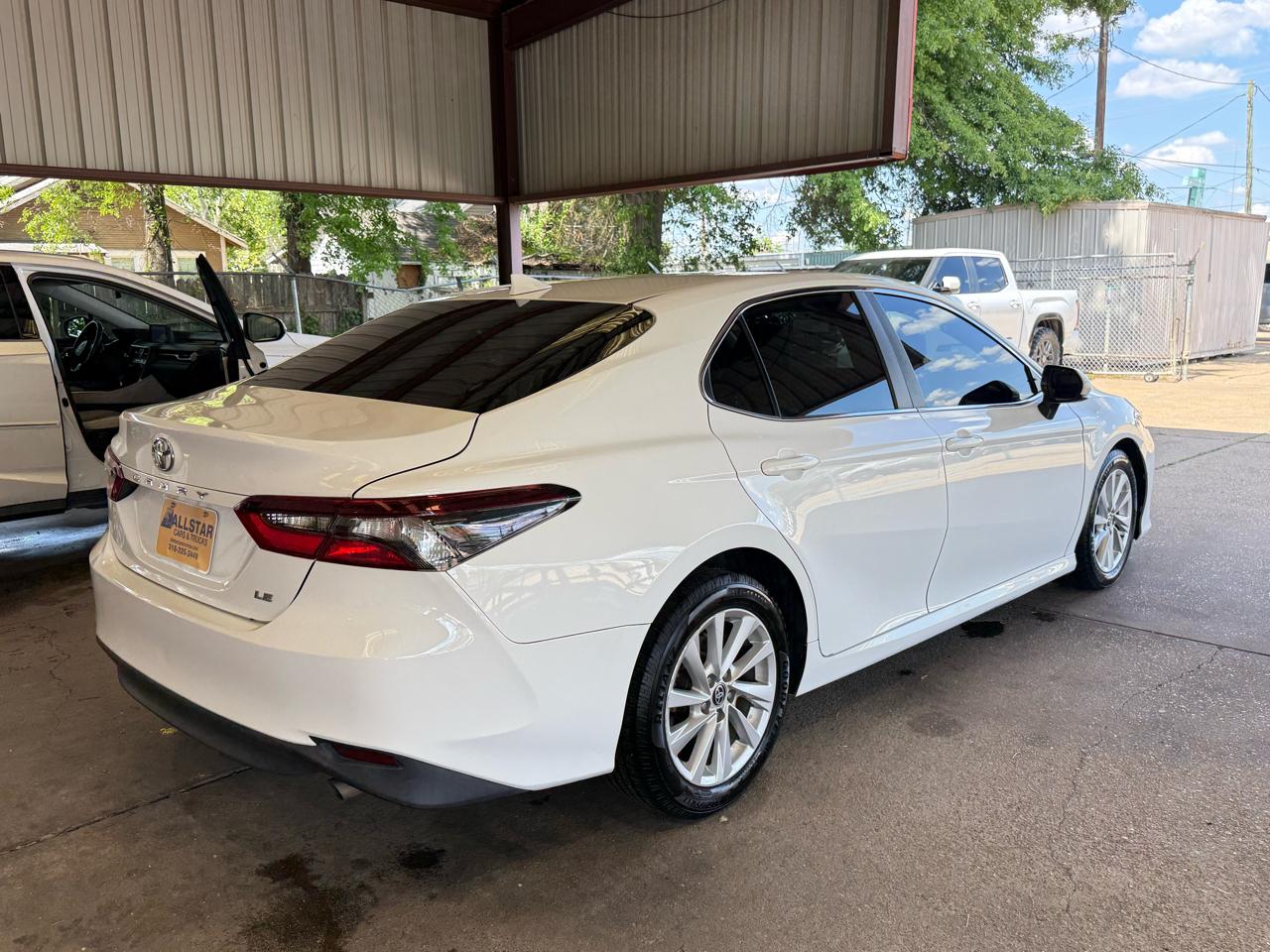 Toyota Camry LE 2021