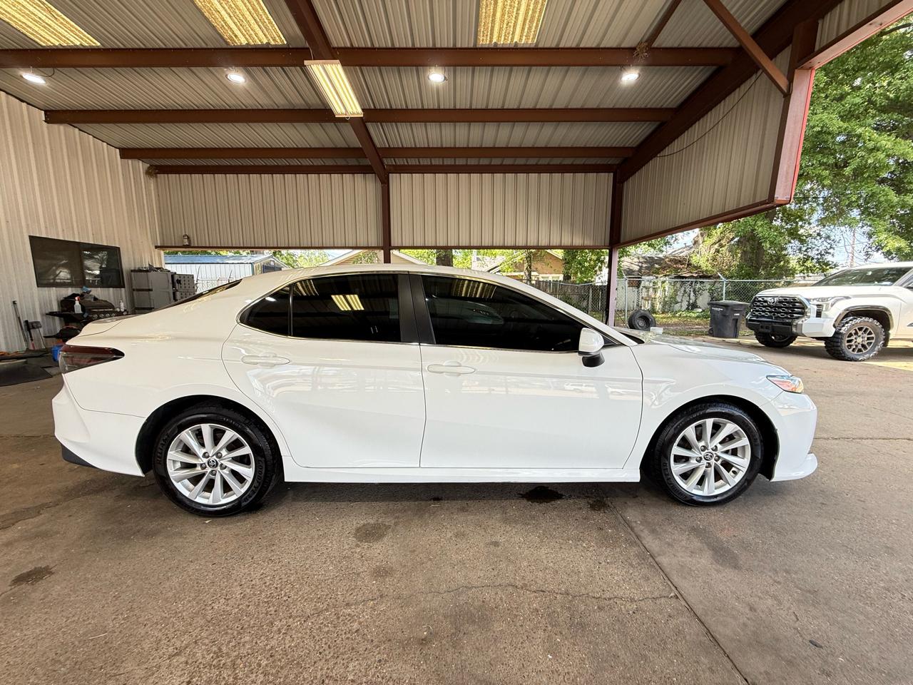 Toyota Camry LE 2021