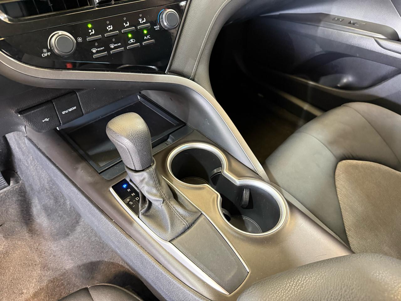 Toyota Camry LE 2021