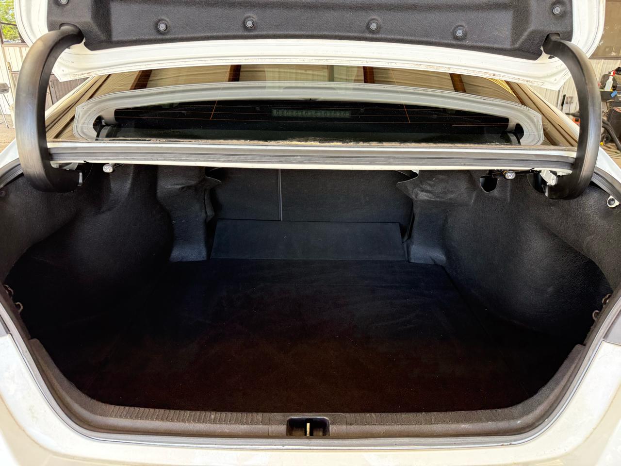 Toyota Camry LE 2021