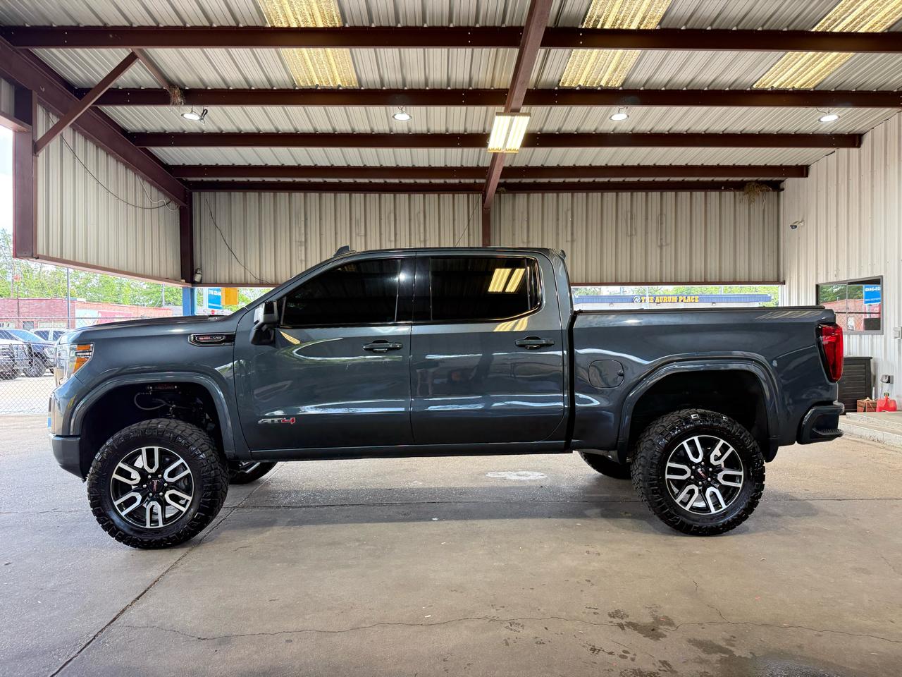 GMC Sierra 1500 AT4 Crew Cab Short Box 4WD 2019