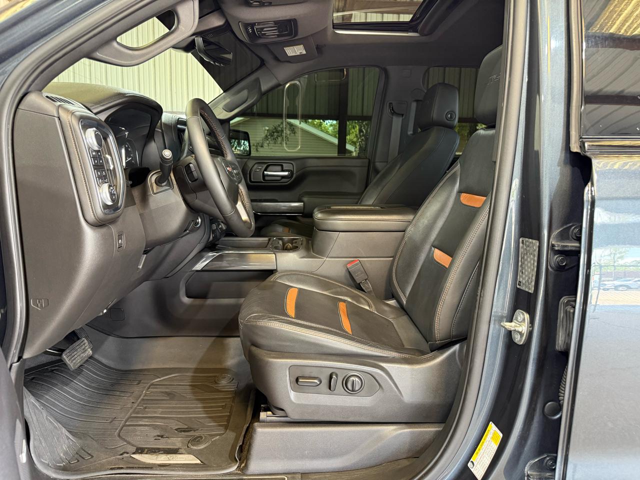 GMC Sierra 1500 AT4 Crew Cab Short Box 4WD 2019