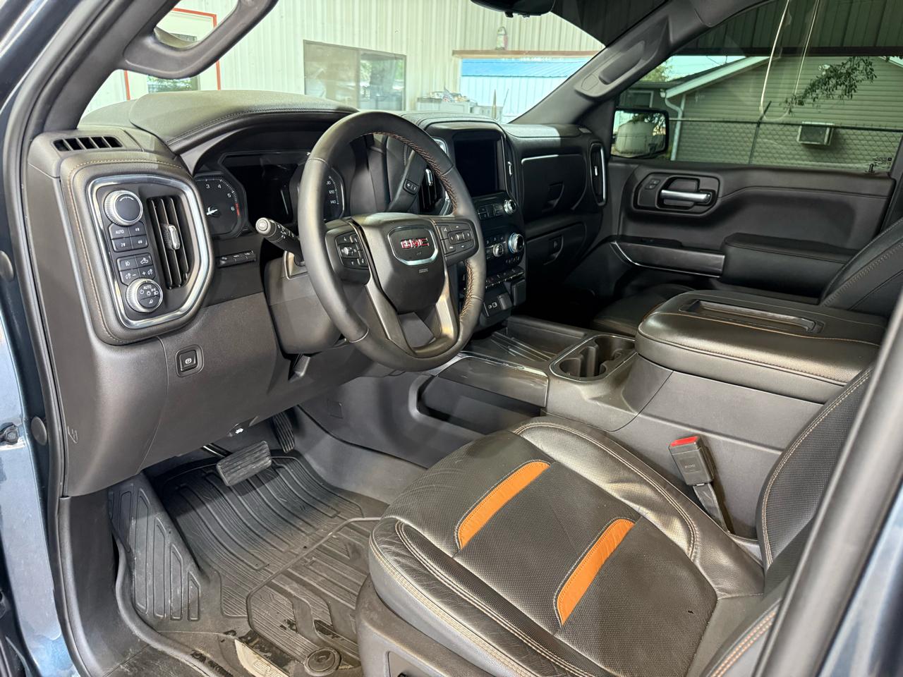 GMC Sierra 1500 AT4 Crew Cab Short Box 4WD 2019