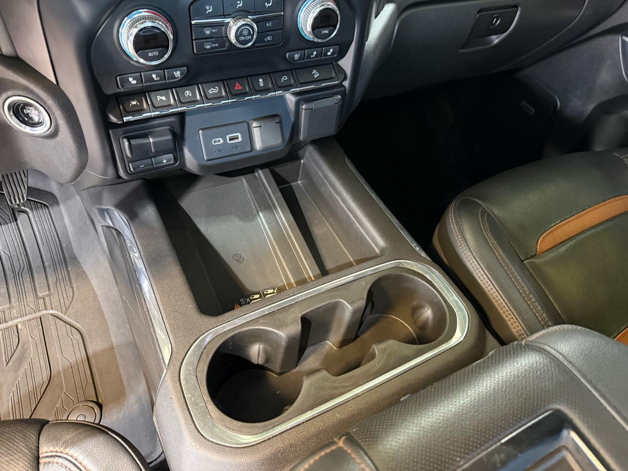 GMC Sierra 1500 AT4 Crew Cab Short Box 4WD 2019