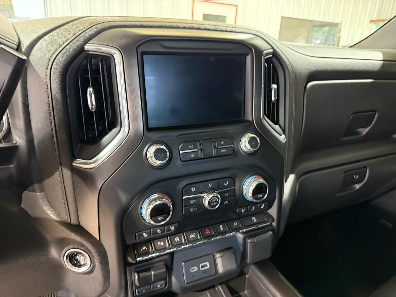 GMC Sierra 1500 AT4 Crew Cab Short Box 4WD 2019