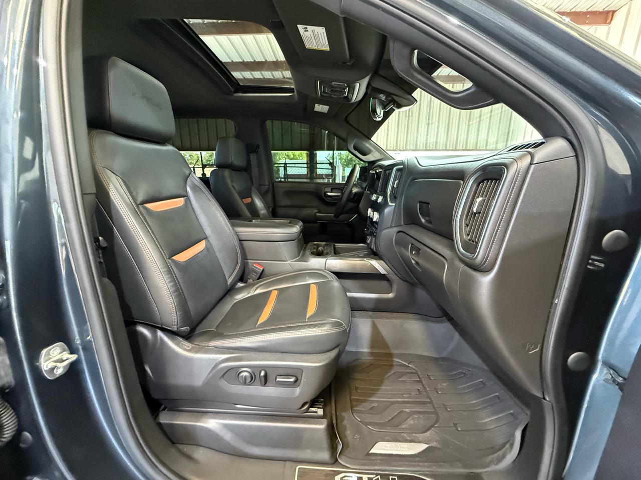 GMC Sierra 1500 AT4 Crew Cab Short Box 4WD 2019