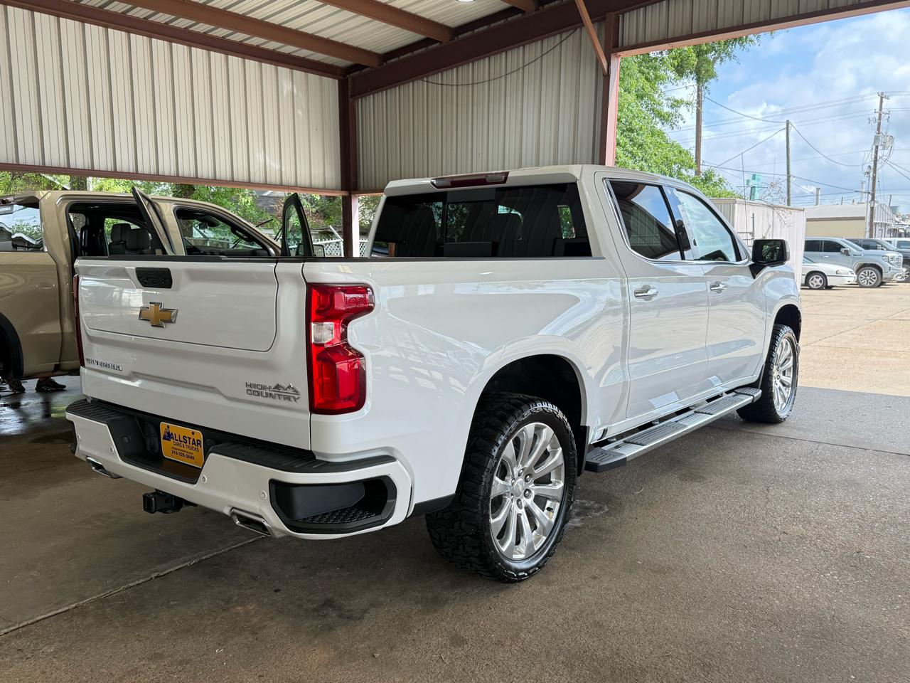 Chevrolet Silverado 1500 Limited High Country Crew Cab 4WD 2022