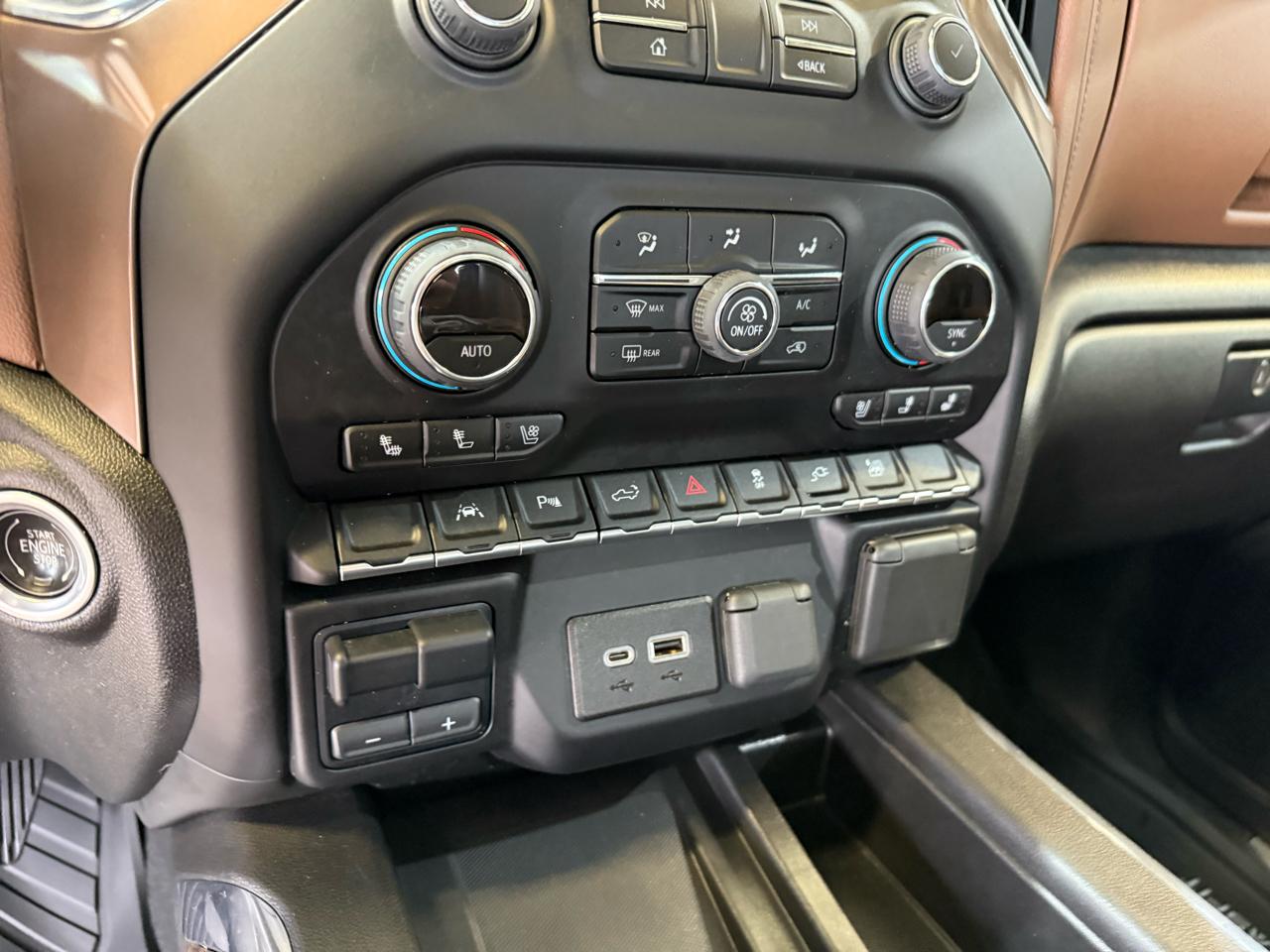 Chevrolet Silverado 1500 Limited High Country Crew Cab 4WD 2022