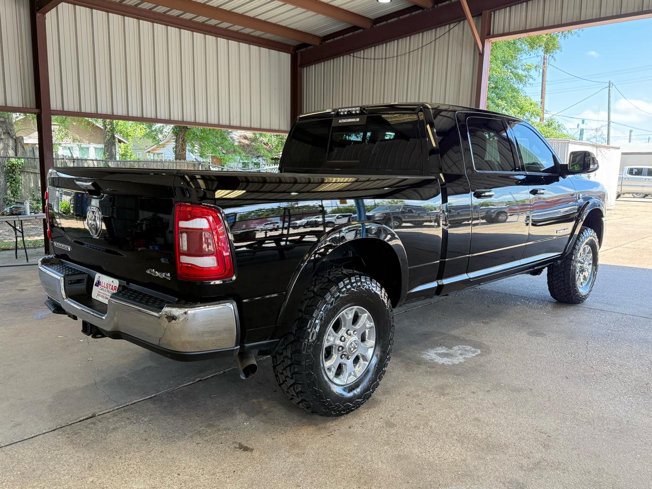 RAM 3500 Laramie Mega Cab 4WD 2019