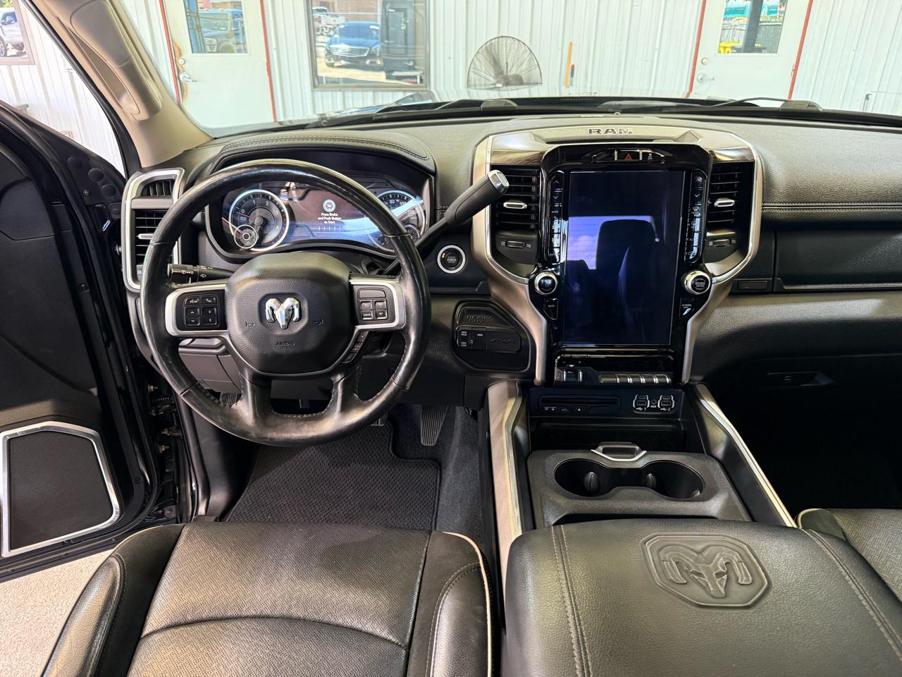 RAM 3500 Laramie Mega Cab 4WD 2019