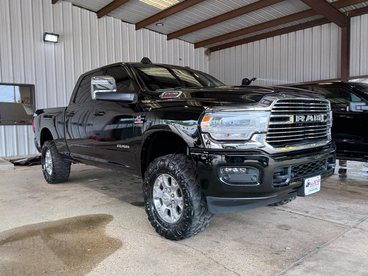 RAM 2500 Laramie Crew Cab SWB 4WD 2024