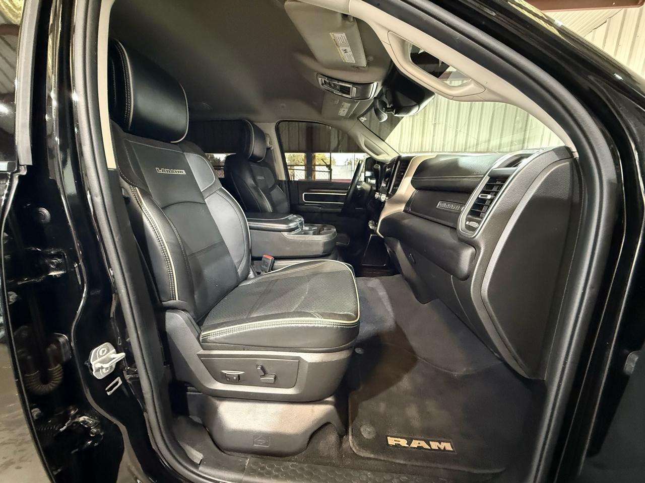 RAM 2500 Laramie Crew Cab SWB 4WD 2024