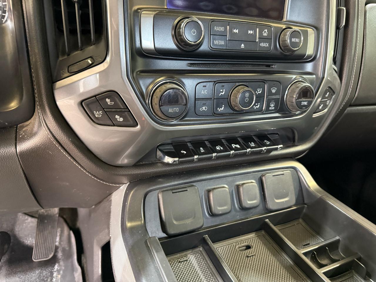 Chevrolet Silverado 1500 2LZ Crew Cab 4WD 2014