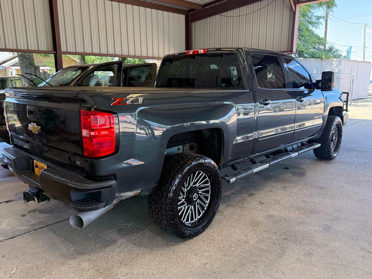 Chevrolet Silverado 2500HD LT Crew Cab 4WD 2018