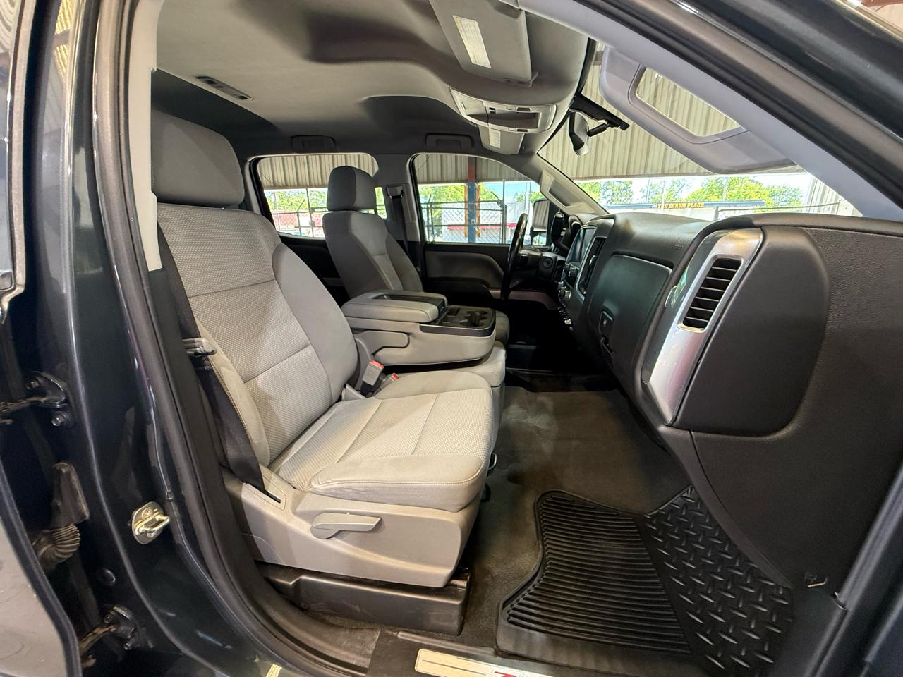 Chevrolet Silverado 2500HD LT Crew Cab 4WD 2018