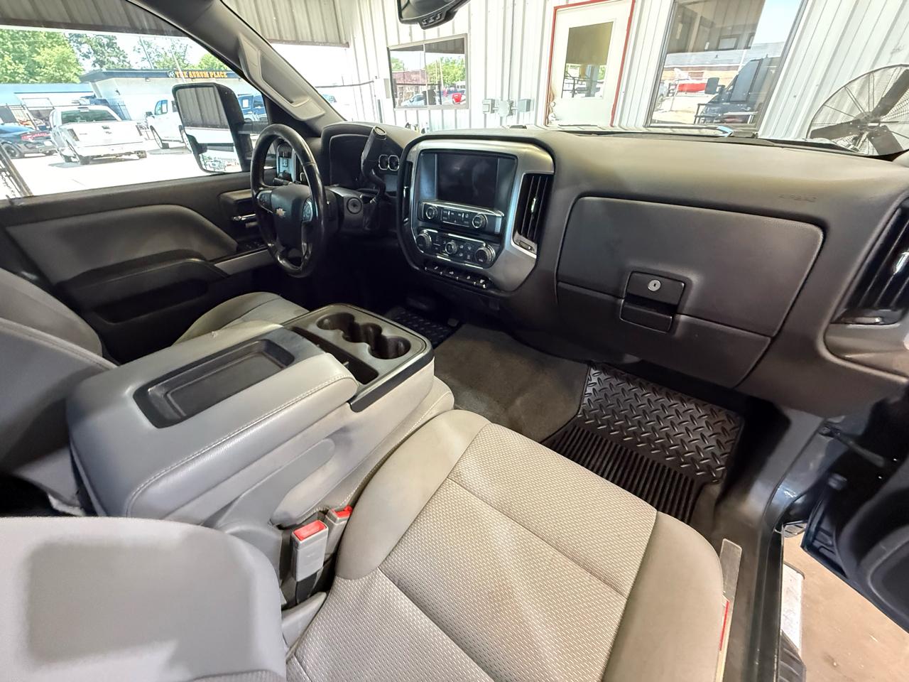 Chevrolet Silverado 2500HD LT Crew Cab 4WD 2018