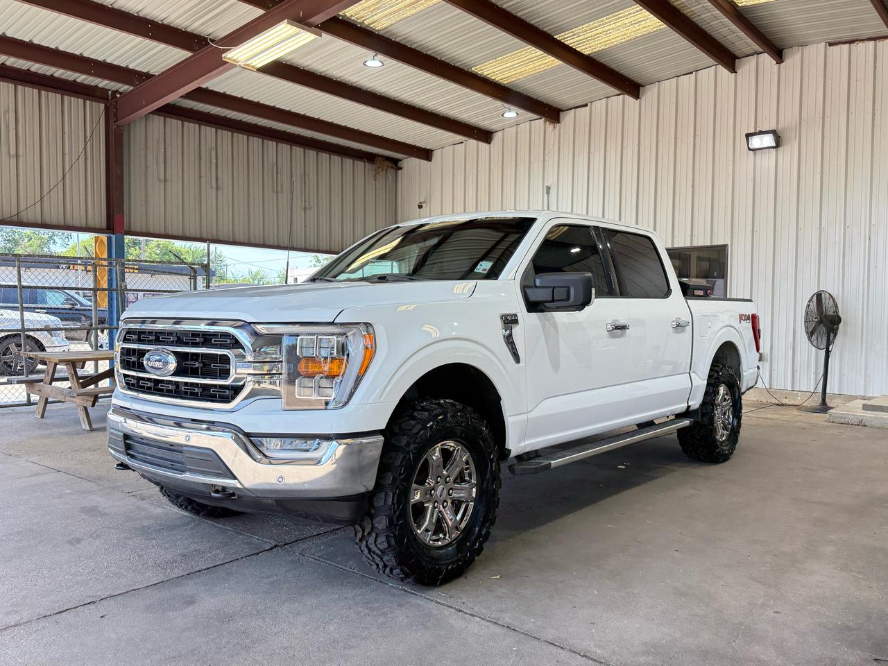 Ford F-150 XLT 4WD SuperCrew 5.5' Box 2023
