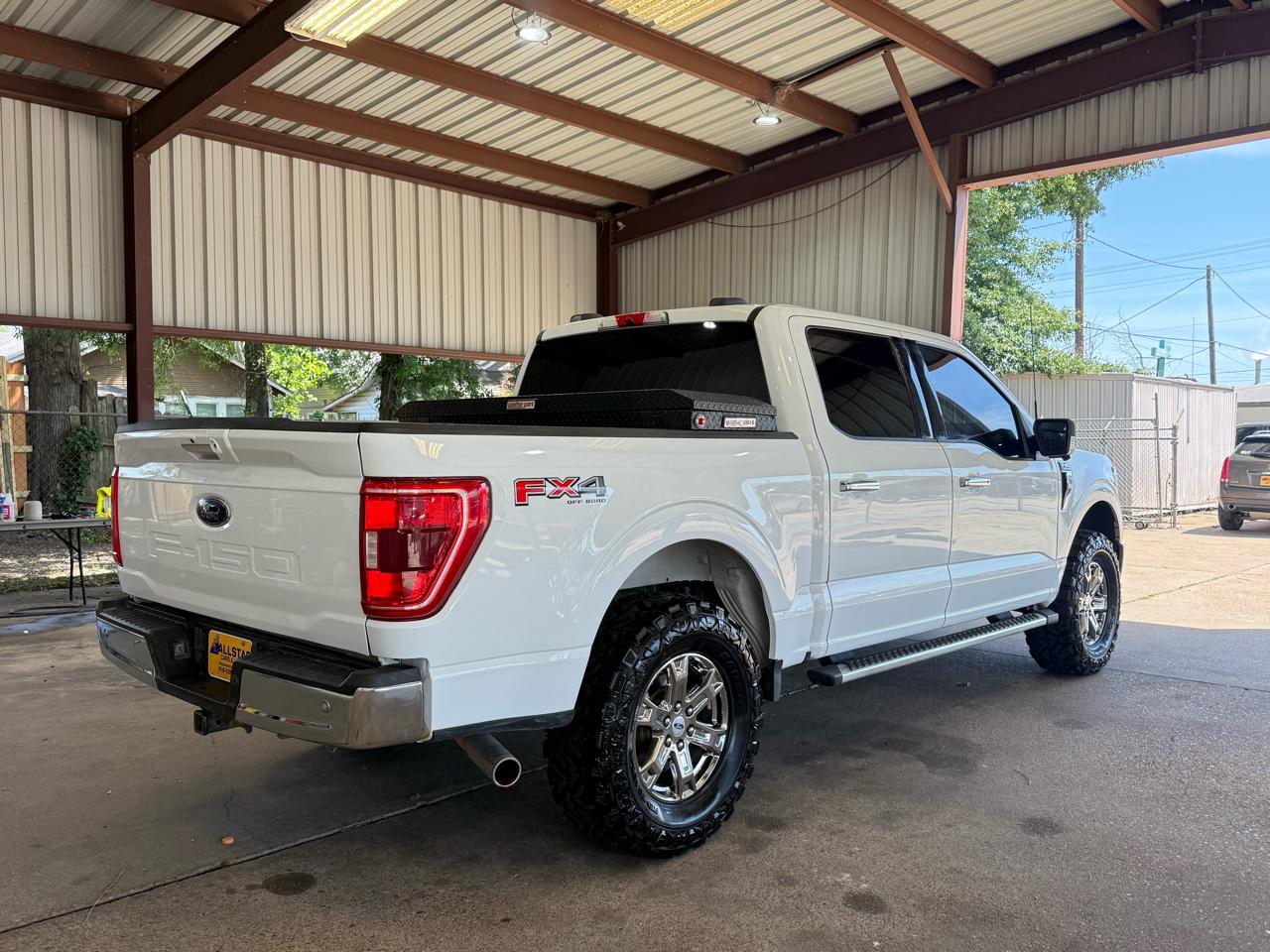 Ford F-150 XLT 4WD SuperCrew 5.5' Box 2023