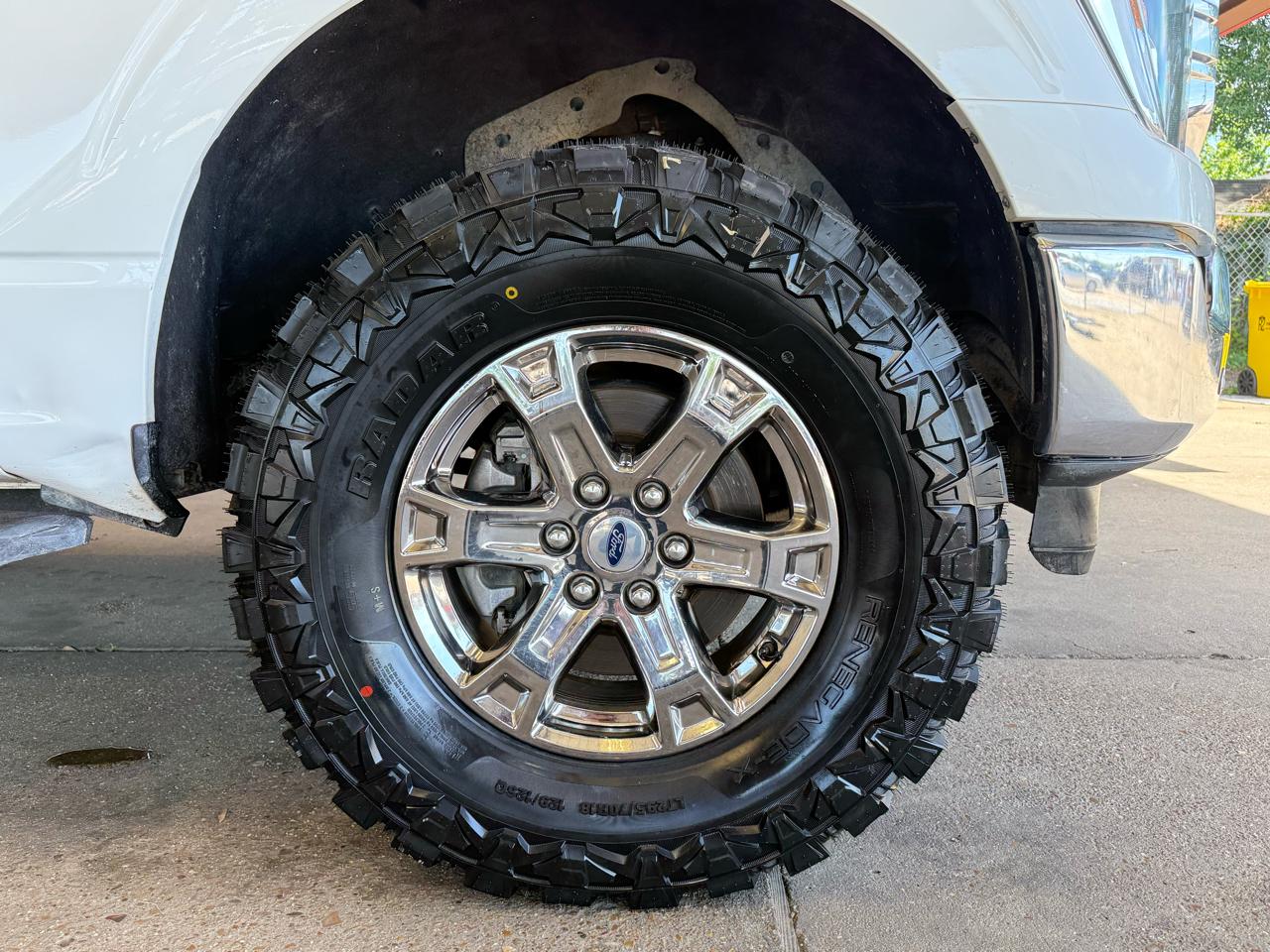 Ford F-150 XLT 4WD SuperCrew 5.5' Box 2023