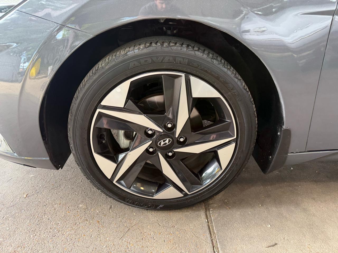Hyundai Elantra SEL 2023