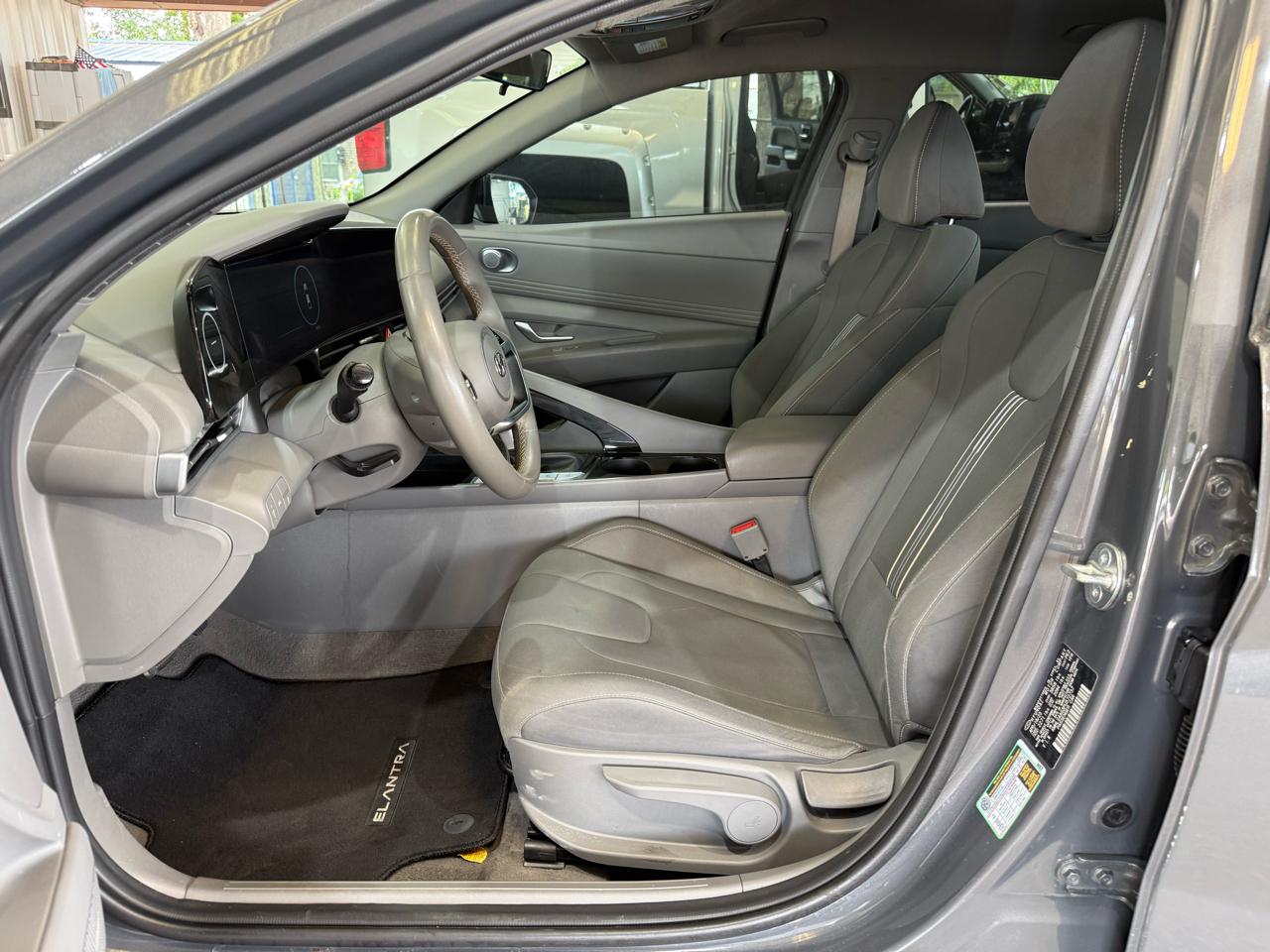 Hyundai Elantra SEL 2023