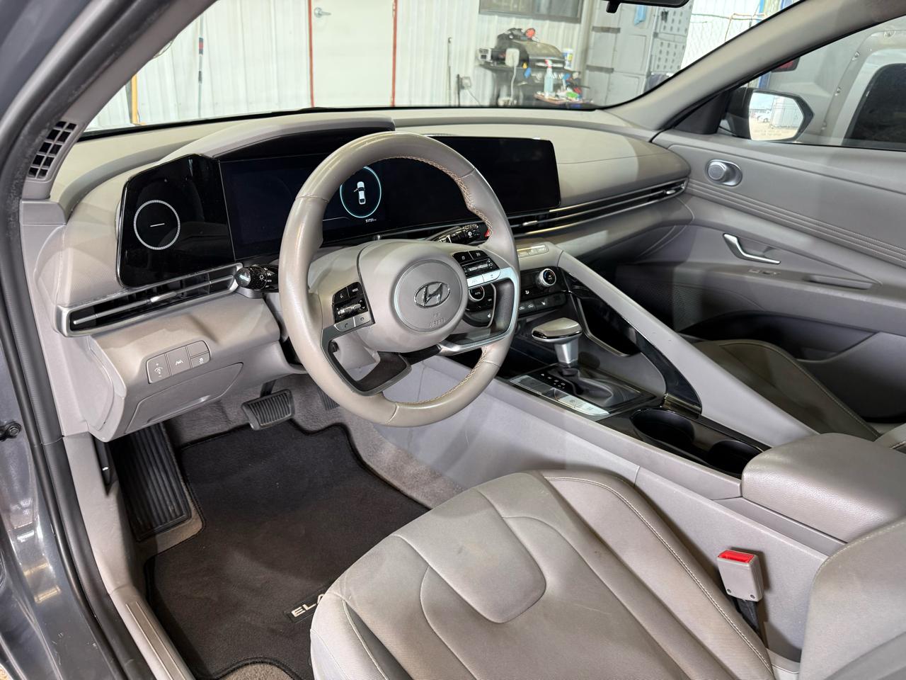 Hyundai Elantra SEL 2023