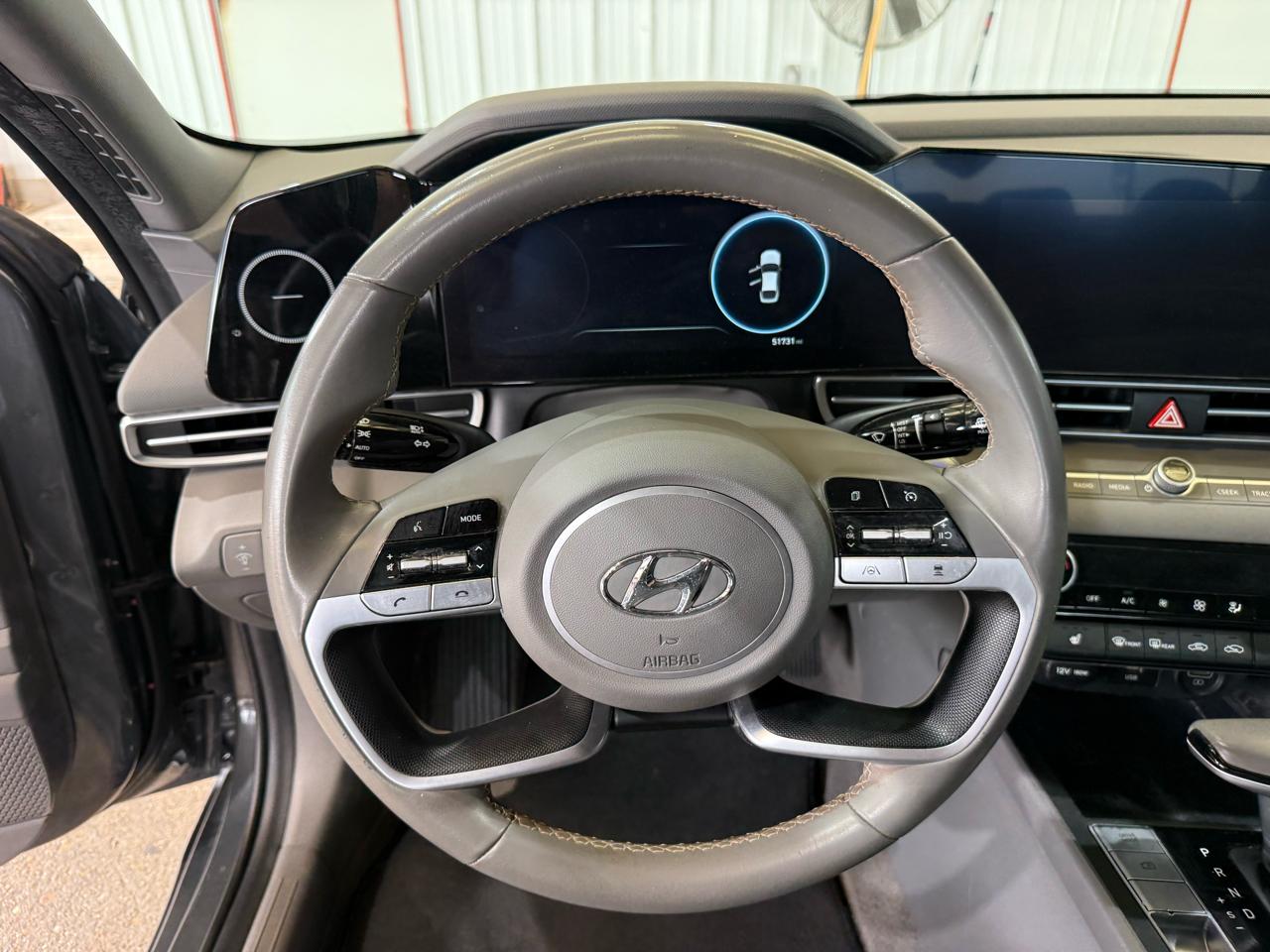 Hyundai Elantra SEL 2023