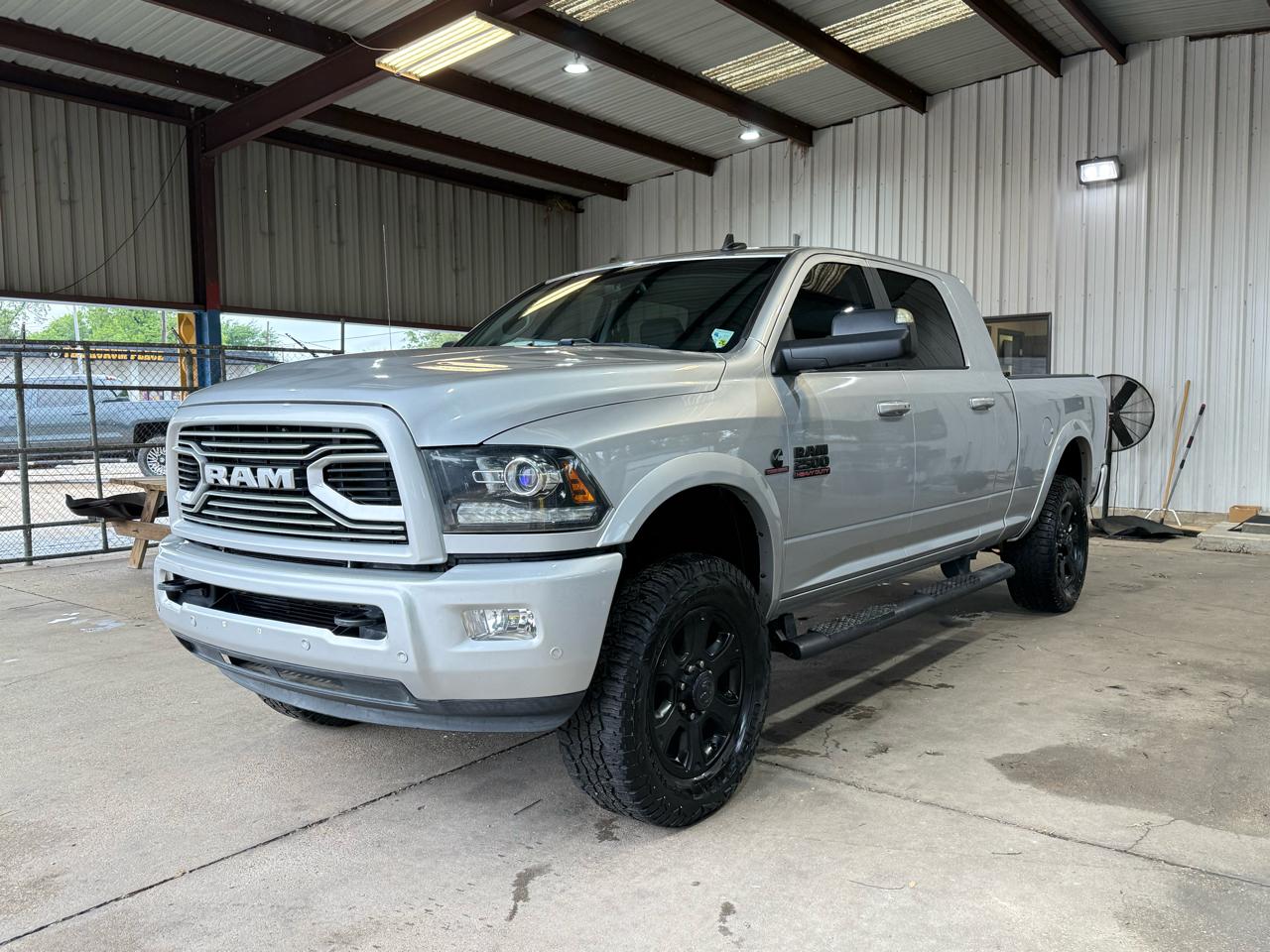 RAM 2500 Laramie Mega Cab 4WD 2018
