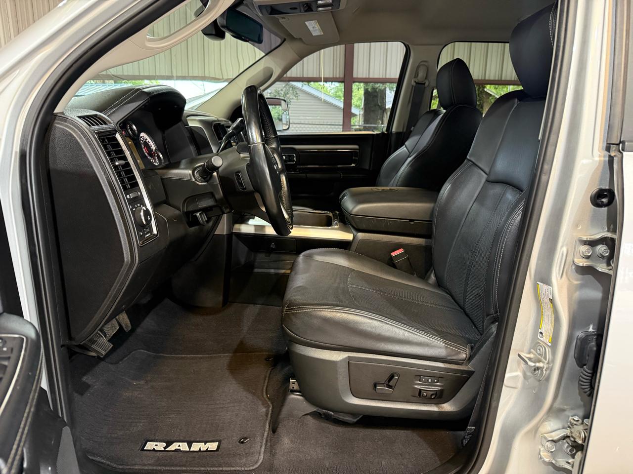 RAM 2500 Laramie Mega Cab 4WD 2018