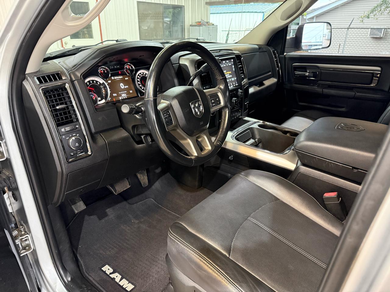 RAM 2500 Laramie Mega Cab 4WD 2018