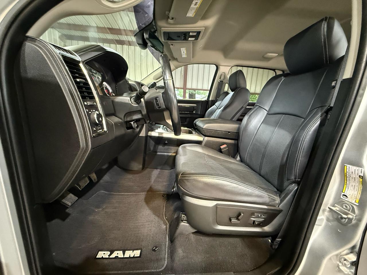 RAM 2500 Laramie Mega Cab 4WD 2018