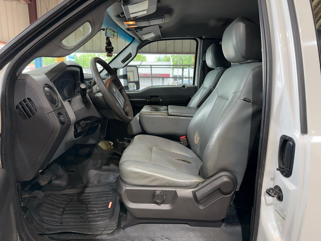 Ford F-450 SD SuperCab DRW 2WD 2013