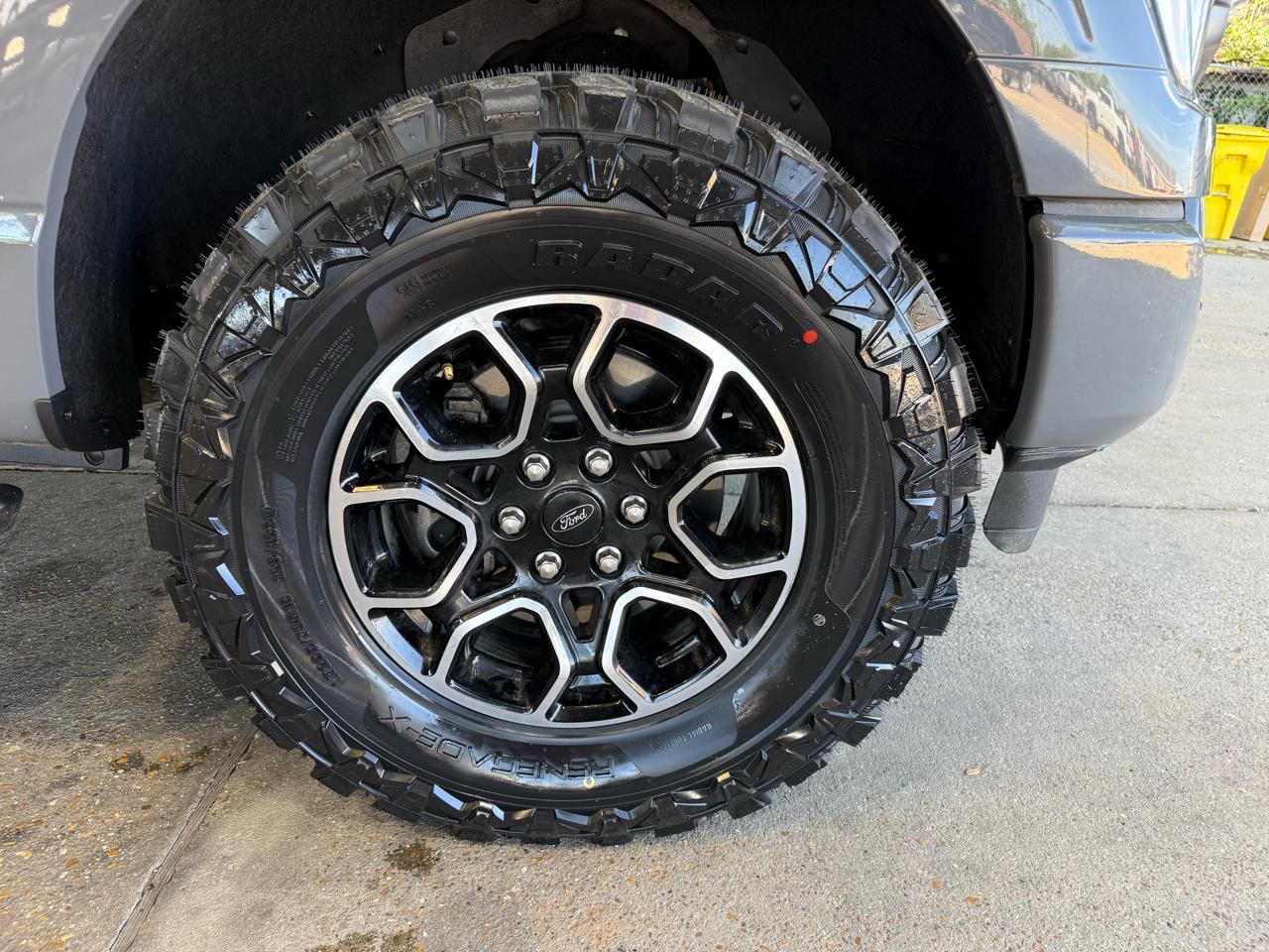 Ford F-150  2021