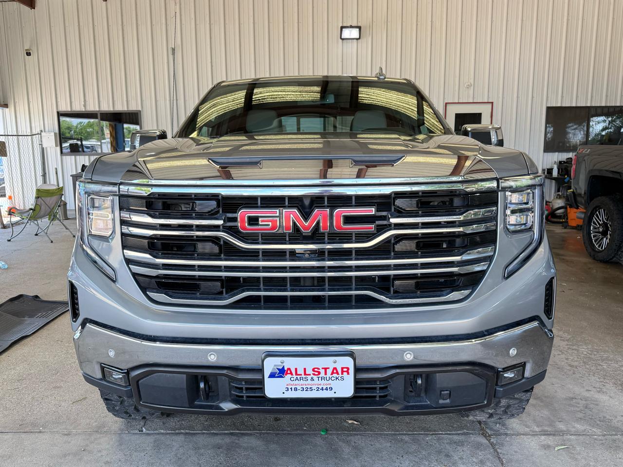 GMC Sierra 1500 SLT Crew Cab 4WD 2023