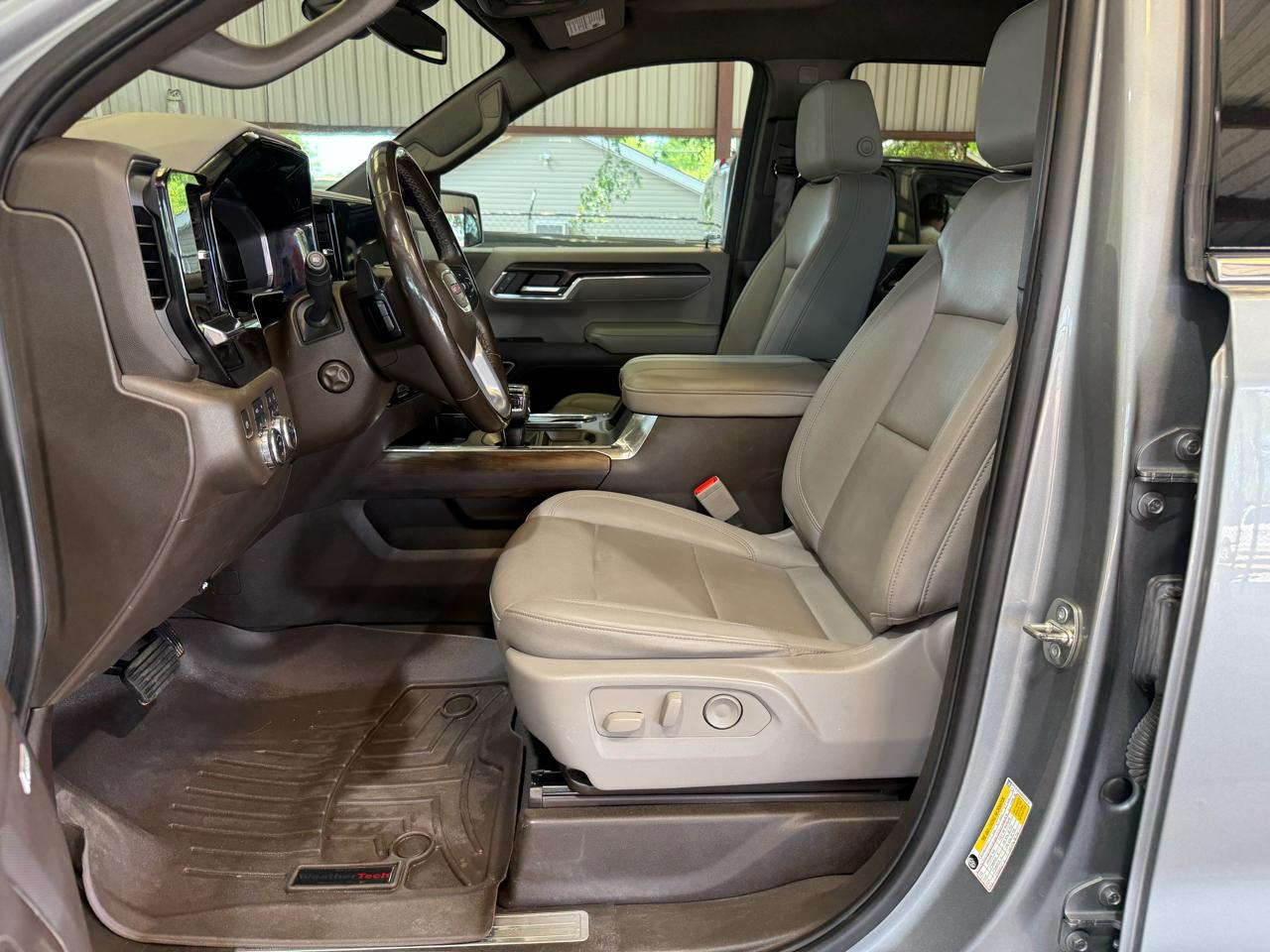 GMC Sierra 1500 SLT Crew Cab 4WD 2023