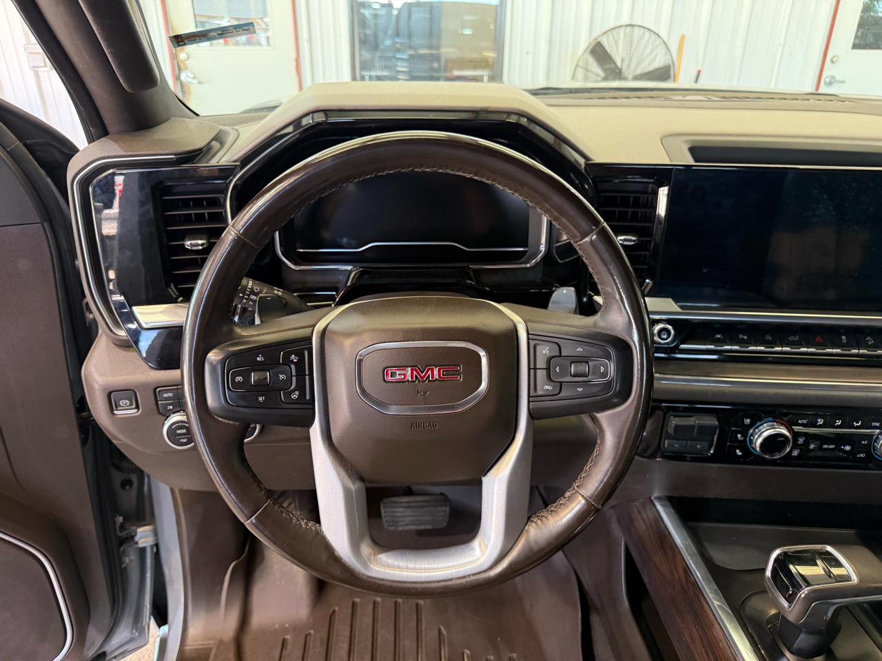 GMC Sierra 1500 SLT Crew Cab 4WD 2023