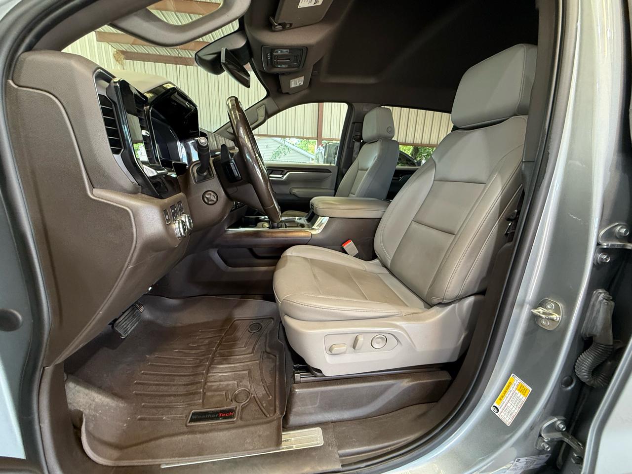 GMC Sierra 1500 SLT Crew Cab 4WD 2023