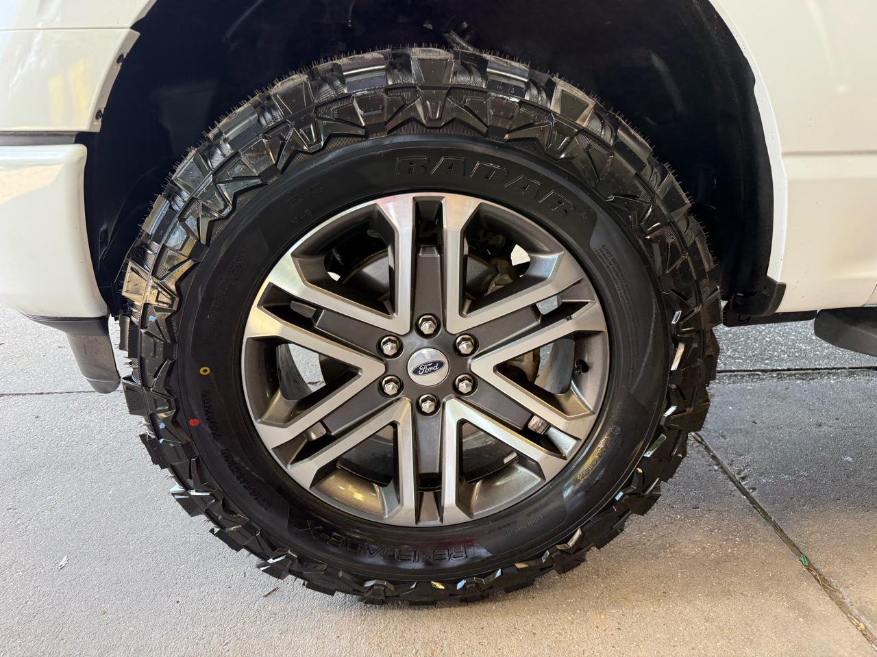 Ford F-150 XLT SuperCrew 5.5-ft. Bed 4WD 2022