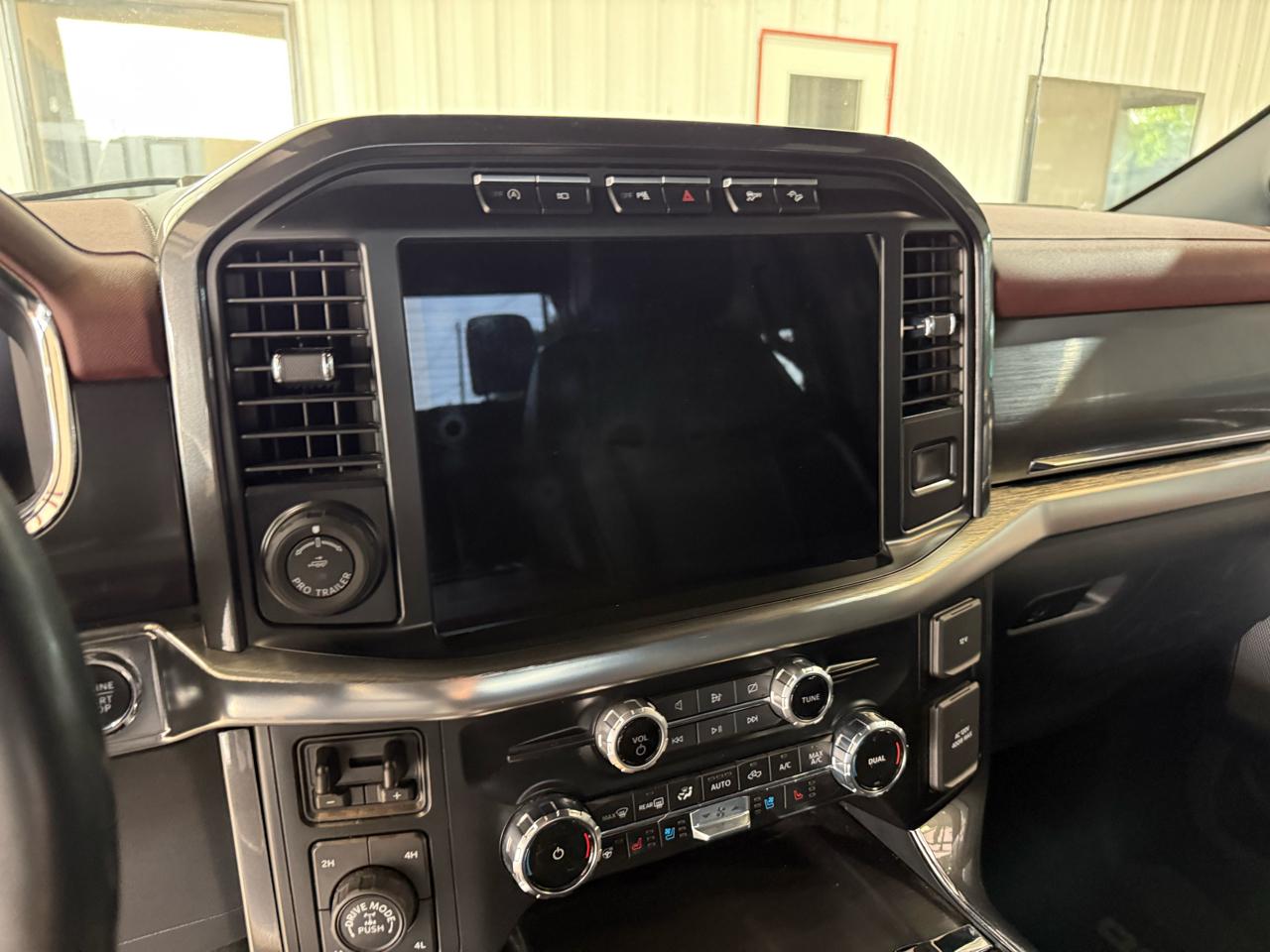 Ford F-150 Lariat SuperCrew 5.5-ft. Bed 4WD 2023