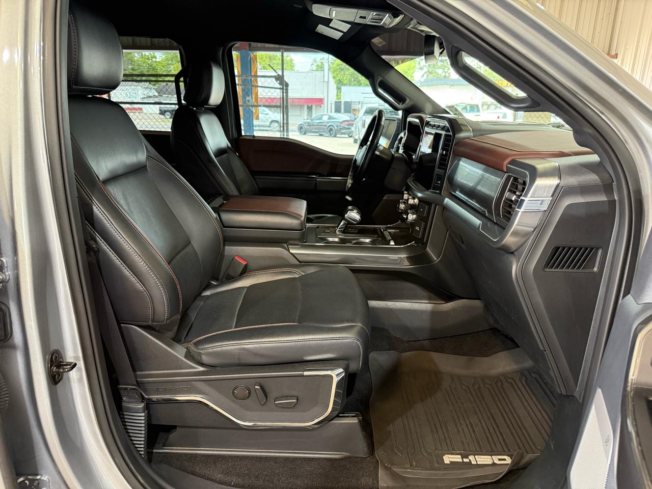 Ford F-150 Lariat SuperCrew 5.5-ft. Bed 4WD 2023